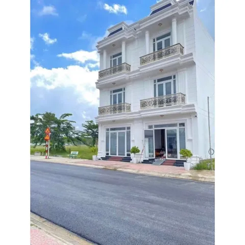Sổ riêng sẵn với diện tích 75m2, hơn 39 tiện ích. Gần KCN Tân Bình, trả trước 239trieu