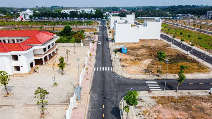 Đất Sài Gòn 70m2 giá 239 triệu, ngay KCN VSIP 2, sổ hồng từng nền.