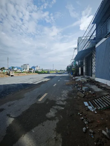 BÁ.N NHÀ 4 TẦNG CẠNH TỈN.H LỘ 10 - NGÃ TƯ BÀ HOM  - HẺM XE HƠI  - ( 4X15M  ) CHỈ 4xT