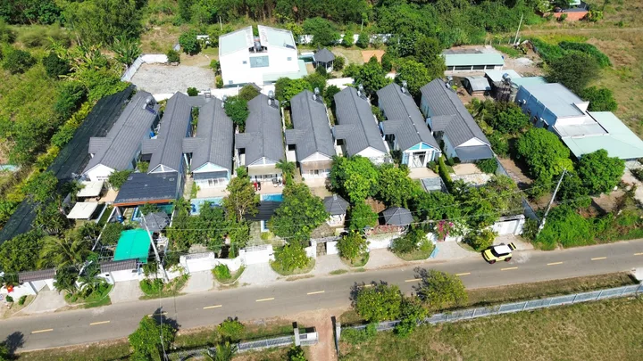 Bán Nhà riêng 280m2 có sẵn 100 m2 thổ cư giá 2.99 tỷ tại Đường Lê Duẩn Thị trấn Đất Đỏ Huyện Đất Đỏ Bà Rịa - Vũng Tàu
