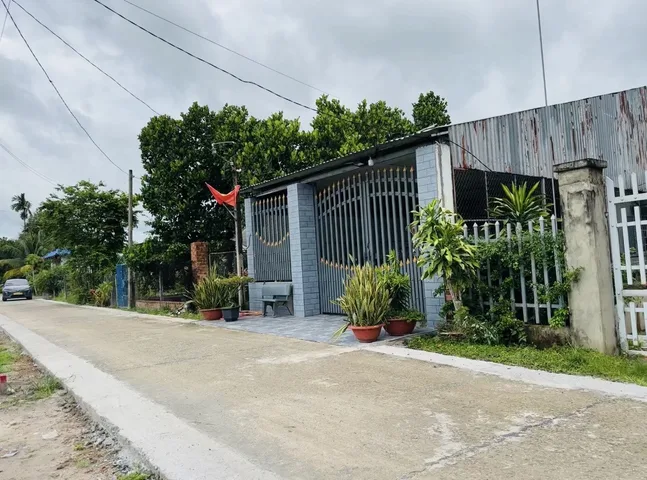 Còn 1 nền sổ sẵn, bao sổ giá 665tr Minh Long, Chơn Thành ngay chợ, trường cách uỷ ban chỉ 100m,