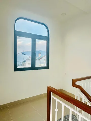 Bán căn góc 2 mặt tiền vị trí đẹp trung tâm tp. Nha Trang, đường Lê Chân, tham khảo chốt ngay giá tốt