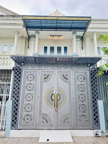 Bán Gấp nhà 4x12m đường ô tô thông 1/ ngắn Nguyễn Văn Bứa Hóc Môn 495 Triệu