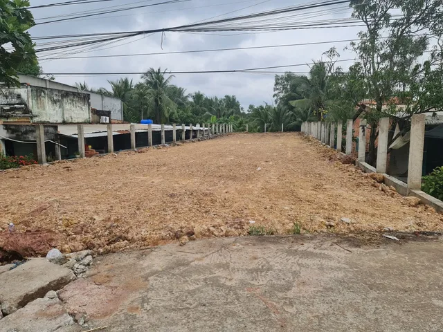 Bán Đất 562m2 có sẵn 562 m2 thổ cư giá 5.2 tỷ tại Đường Tỉnh lộ 838 Xã Mỹ Thạnh Bắc Huyện Đức Huệ Long An