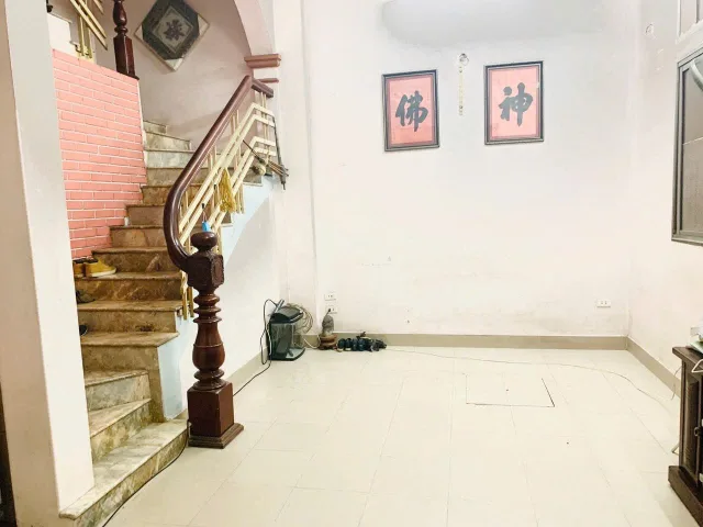 Cho thuê Nhà Ngõ 7 Hà Kế Tấn -Thanh Xuân 40M² 3 Tầng 4 Ngủ - Full Nội Thất - Giá Thuê 13tr - Vào Ngay