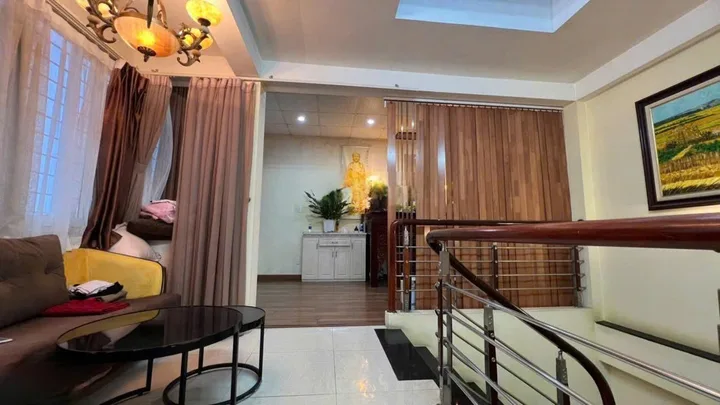 Cho thuê Nhà  Ngõ 100 Tây Sơn  Đống Đa 50M² 5 Tầng 4 Ngủ - Full Nội Thất - Giá Thuê 23tr