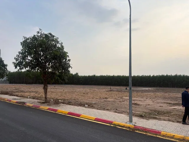 Bán Đất 100m2 có sẵn 100 m2 thổ cư giá 4.5 tỷ tại Đường Trảng Bom - An Viễn Xã An Viễn Huyện Trảng Bom Đồng Nai