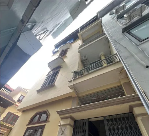 Cho thuê Nhà riêng 4 tầng 4 ngủ-  60m2 giá 9 triệu tại Đường Nguyễn Sơn Phường Bồ Đề Quận Long Biên Hà Nội