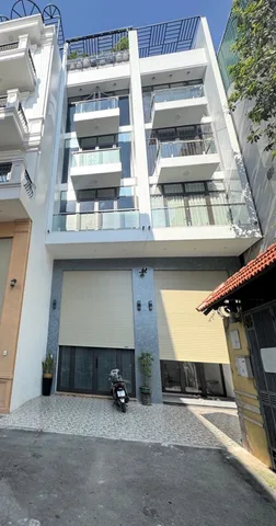 BÁN NHÀ VŨ ĐỨC THUẬN - LONG BIÊN: 6 TẦNG THANG MÁY - Ô TÔ VÀO NHÀ - CÁCH PHỐ 10M