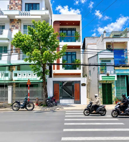 👉9 tỷ - BÁN NHÀ 3 TẦNG GÓC 2 MẶT TIỀN VỪA Ở, VỪA KINH DOANH ĐƯỜNG TRẦN PHÚ