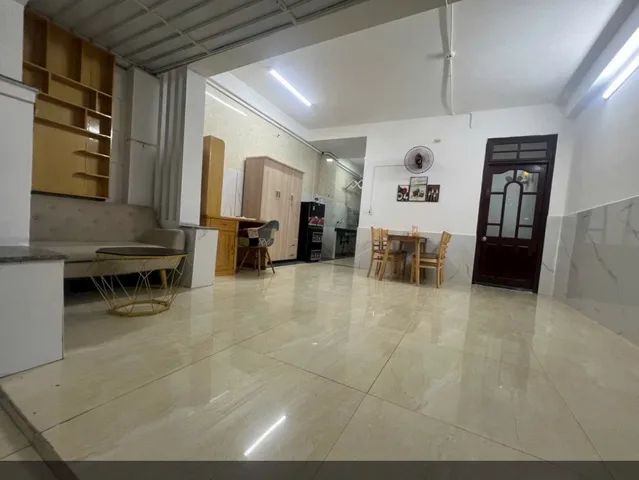 Bán tòa căn hộ 4 tầng, mặt tiền đường an xuân, sát ngã 3 Huế và gần sân bay