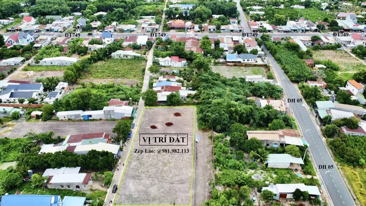 Bán 150m2 đất Trung Tâm Chơn Thành - Bình Phước - Cách Vincom 3 phút - Cách chợ 300m.