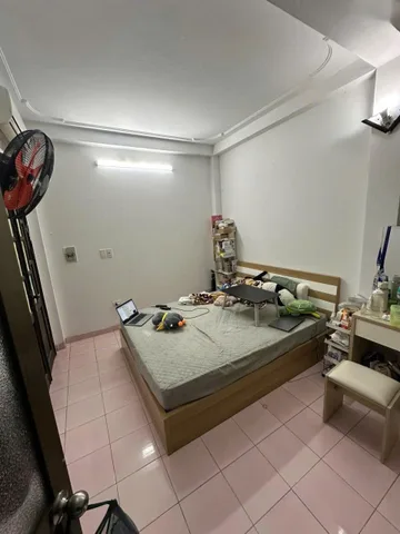 Cho thuê nhà ngõ 173 Giảng Võ Quận Đống Đa, Hà Nội
Diện tích ; 30 m² x 4 tầng-10tr/1tháng