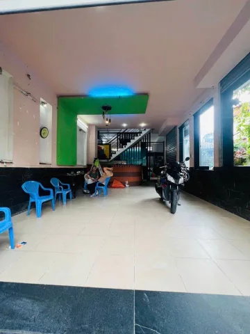 HIẾM BÁN - MẶT TIỀN KINH DOANH - 8 x 15M - SẴN KẾT CẤU - P. BÌNH THUẬN