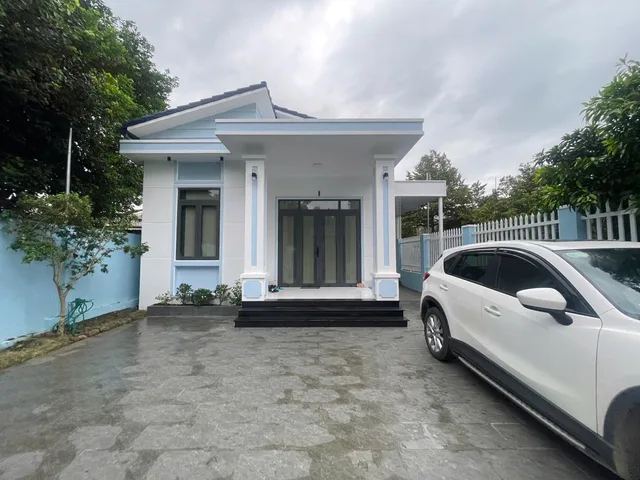 Bán nhà riêng gần chợ Long Phước - Nhà mới toanh , vào ở ngay