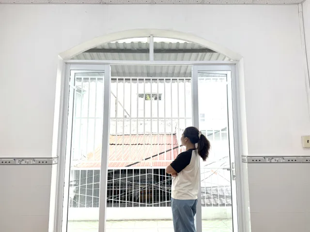 Bán Nhà Quốc Lộ 13 - Thủ Đức - 43m2 2pn 2wc, ban công thoáng mát, yên tĩnh đối diện KĐT Vạn Phúc, quốc lộ 13, Hiệp Bình, đi các quận trung tâm