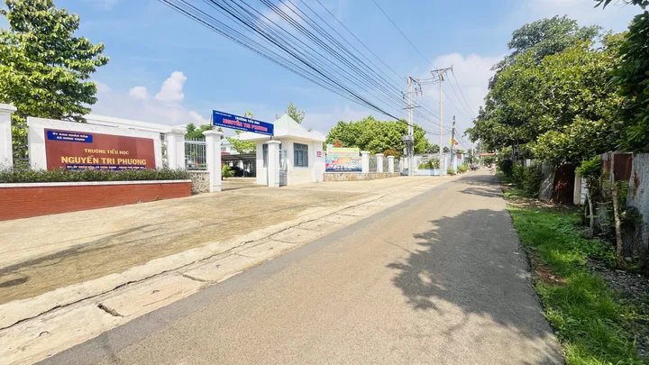 Sổ sẵn 100 m2 thổ cư giá 1.2 tỷ sẹc 100m Tây Hòa 5, đối diện trường cấp 1, Gần chợ, trạm y tế, cách QL1A chỉ 500m