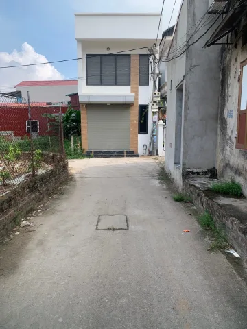 Bán Đất 44m2 có sẵn 44 m2 thổ cư giá 2.89 tỷ tại Đường ĐT378 Xã Liên Nghĩa Huyện Văn Giang Hưng Yên