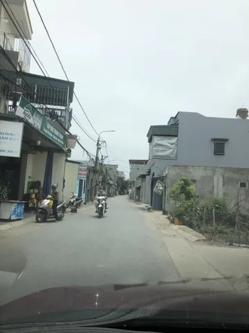 CẦN BÁN LÔ ĐẤT 2 MẶT ĐƯỜNG PHÍA SAU TRƯỜNG HỒNG ĐỨC