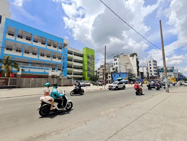 Bán nhà riêng tại Cách Mạng Tháng Tám