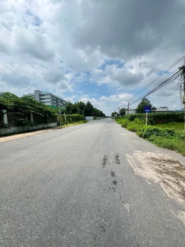 Bán Nhà riêng 800m2 có sẵn 800 m2 thổ cư ODT giá 8.8 tỷ tại Đường Đinh Thiếu Sơn Phường 7 Thành phố Tân An Long An ( 2 sổ)