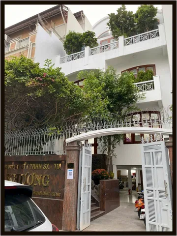 Cho thuê rẻ biệt thự 8 x 21m 1 trệt 3 lầu Nguyễn Văn Trỗi TP.HCM