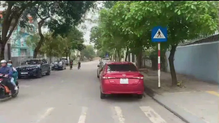 CẦN BÁN LÔ ĐẤT MẶT ĐƯỜNG ĐINH TIÊN HOÀNG - TP HẢI DƯƠNG