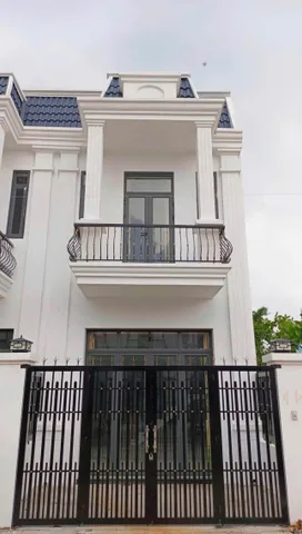 Bán nhà sổ riêng ngay chợ đêm Tân Uyên, siêu thị Go Tân Uyên chính chủ