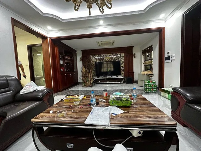 Mua nhanh BT đẹp 4 tầng KĐT Văn Phú, 210m2, mặt tiền 10m, ô chờ thang máy, giá chỉ 35 tỷ