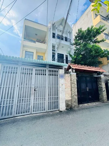 Vị trí vàng sát vách Tân Bình chỉ 2 phút - 9.x tỷ - 7x16m (110m²) - 3 Tầng BTCT kiên cố, 5 Phòng ngủ có sân vườn rộng thoáng mát
