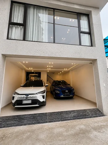 Bán Nhà Gần BigC Nguyễn Văn Cừ 59m2 ,8 Tầng Thang Máy, Gara 7 Chỗ, Ngõ Rộng Tênh, Nhỉnh 18 Tỷ