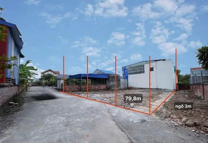 Bán Đất 79.8m2  tại Thiên Hương thôn 1. Ngõ ô tô 16 chỗ đỗ cửa.l/h:076.231.9990 e Thúy