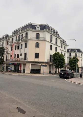 🔥 Shophouse Vinhomes Ocean Park 2 có sổ đỏ chỉ 21,8 tỷ NET – Nhà đẹp trung tâm, càng giữ càng giàu!