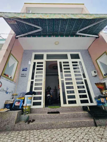 Nhà 80M2 2Tầng BTCT Sát Mặt Tiền Chỉ 5.29Tỷ( Chủ Ngộp Trả Là Bán) - Giáp Aeon Mall Bình Tân