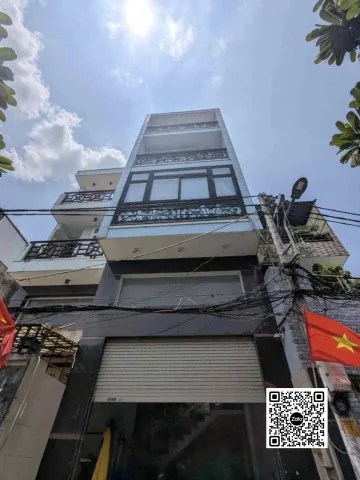📍 Đối diện Siêu thị Emart Hẻm xe hơi - 💰 6.9 tỷ - 📐 4 x 13.2m (53m²) - Kết cấu 5 tầng (Trệt, lửng, 2 lầu, ST), Thiết kế khai thác dòng tiền CHDV khép kín, Sổ hoàn công đủ