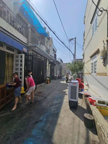 Bán Nhà riêng 40m2 có sẵn 40 m2 thổ cư giá 3.95 tỷ tại Đường Số 8 - Chọn - Phường Bình Hưng Hòa TP. Hồ Chí Minh