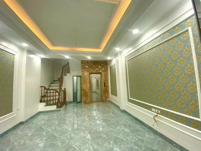 Cho thuê Nhà  Ngõ 320 Khương Đình 50M² 6 Tầng Thang Máy 4 Ngủ - Full Nội Thất - Giá Thuê 22tr