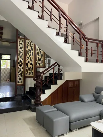 NHÀ MẶT TIỀN ĐƯỜNG NGUYỄN VỊNH, TP QUẢNG NGÃI