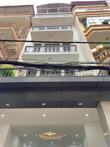 PHÂN LÔ VIP TRẦN QUỐC HOÀN – GARA Ô TÔ – Ô CHỜ THANG MÁY – GIÁ 24.5 TỶ
