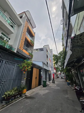 🔥 (SÁT MẶT TIỀN QUANG TRUNG) HẺM Ô TÔ 7M 1 TRỤC - 20.x TỶ - 4.6M x 21M (96M²) - NHÀ 5 TẦNG, 13 PHÒNG CHDV, PCCC ĐẦY ĐỦ, DÒNG TIỀN 80TR/THÁNG 🔥