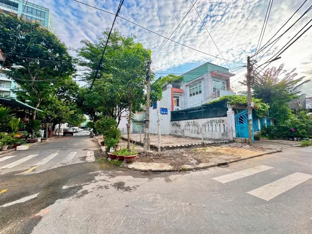 Bán đất lô góc 2 mt Phú Lộc 10 & Ngô Đức Kế 📌📌📌Làm việc trực tiếp giá tốt !!!