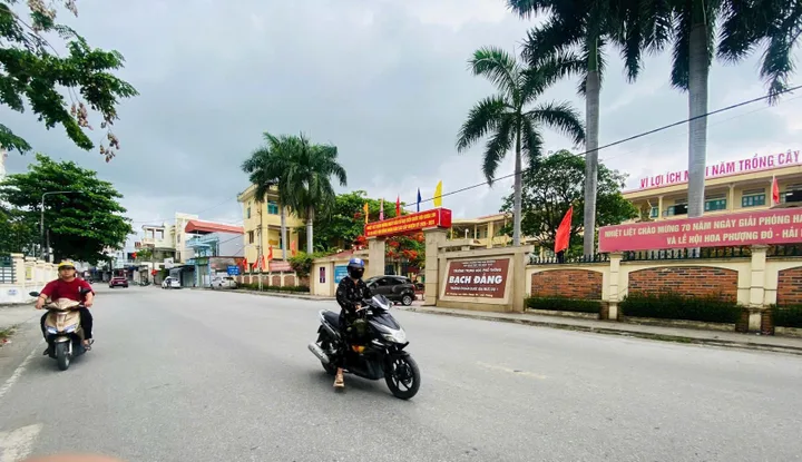 07.2026.Bán Đất 100m2 mặt đường liên xã giá 4.39 tỷ tại Lưu Kiếm. liên hệ 0362558882