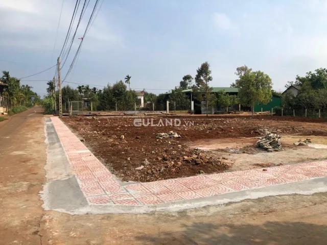 Bán đất 258m² có sẵn 60m² thổ cư ngang 8m giá 900 triệu tại Xã Hòa Đông Huyện Krông Pắc