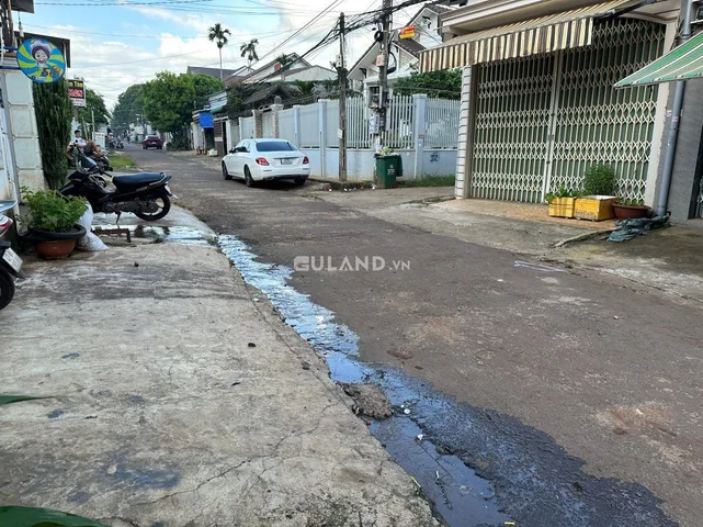 Bán Nhà riêng 140m2 có sẵn 100 m2 thổ cư giá 3.45 tỷ tại Phường Ea Tam Thành phố Buôn Ma Thuột Đắk Lắk