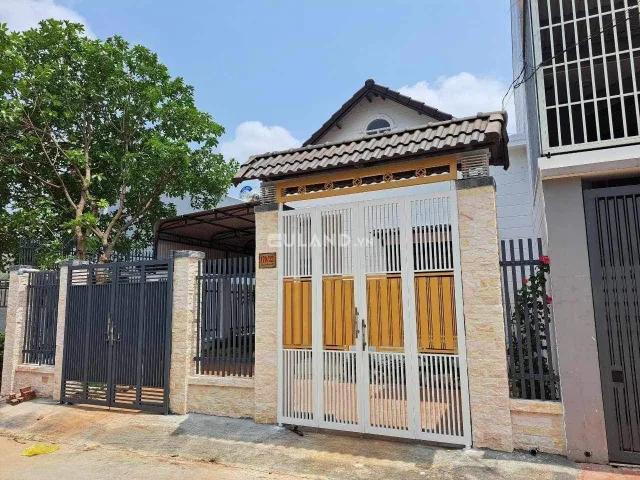 Bán nhà 177m² ngang 10m giá 5.25 tỷ tại Phường Tân Thành Thành phố Buôn Ma Thuột