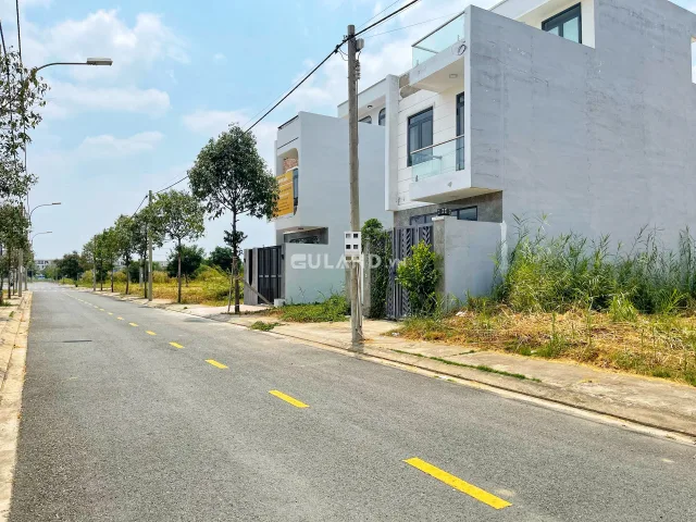 BÁN ĐẤT ĐƯỜNG SỐ 10, 129M2, KHU SAIGON VILLGAE, LONG HẬU, GIÁ 4.6 TỶ