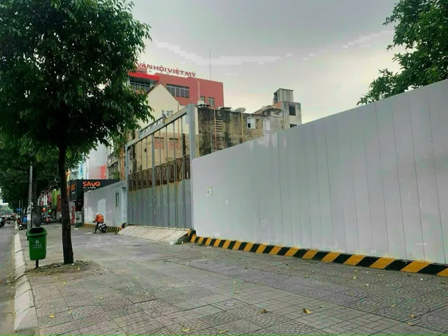 bán lô đất mặt tiền 72 74 tiền Võ Thị Sáu, Q1. 2158m2, full thổ, GPXD 22 tầng