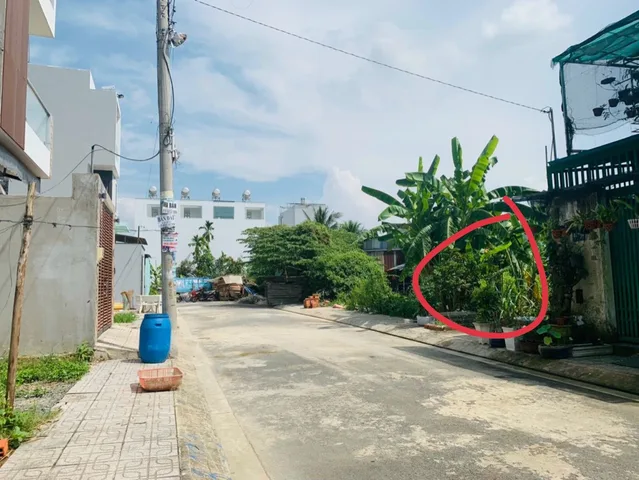 Đất đẹp cần bán nhanh. Đường Số 8 .p trường Thạnh kdc Vạn Xuân
